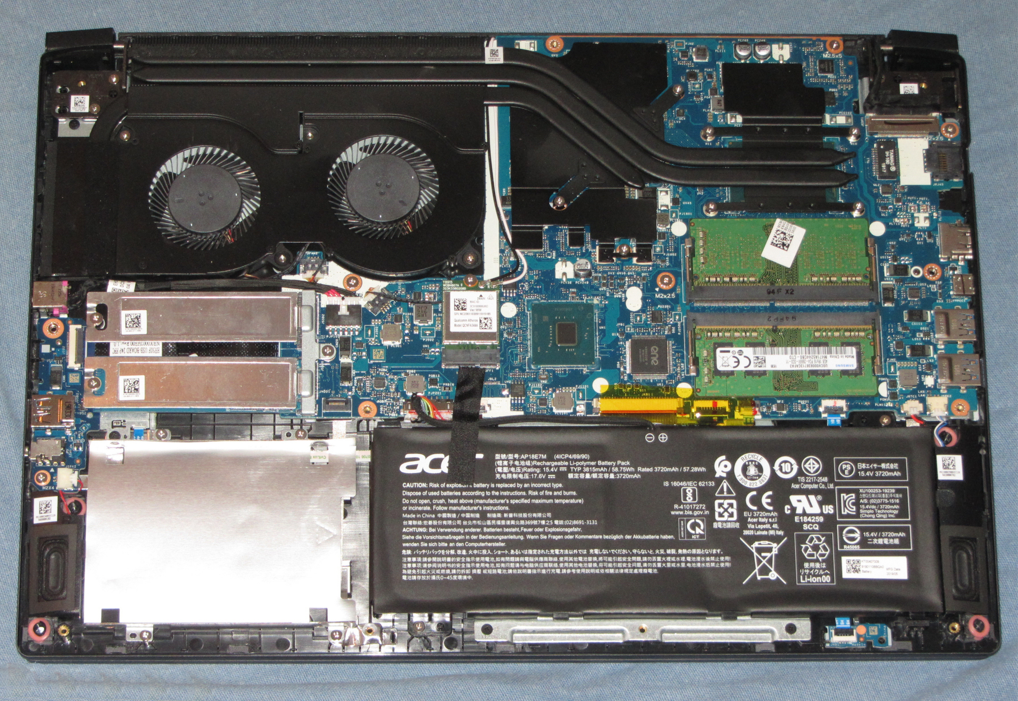 How to replace and fix Acer Aspire A715-41G A715-42G A715-74G A715-75G N19C5 LCD Rear Top Lid Back Cover A case black metal (Acer Aspire 7 A715-74G-50U5)